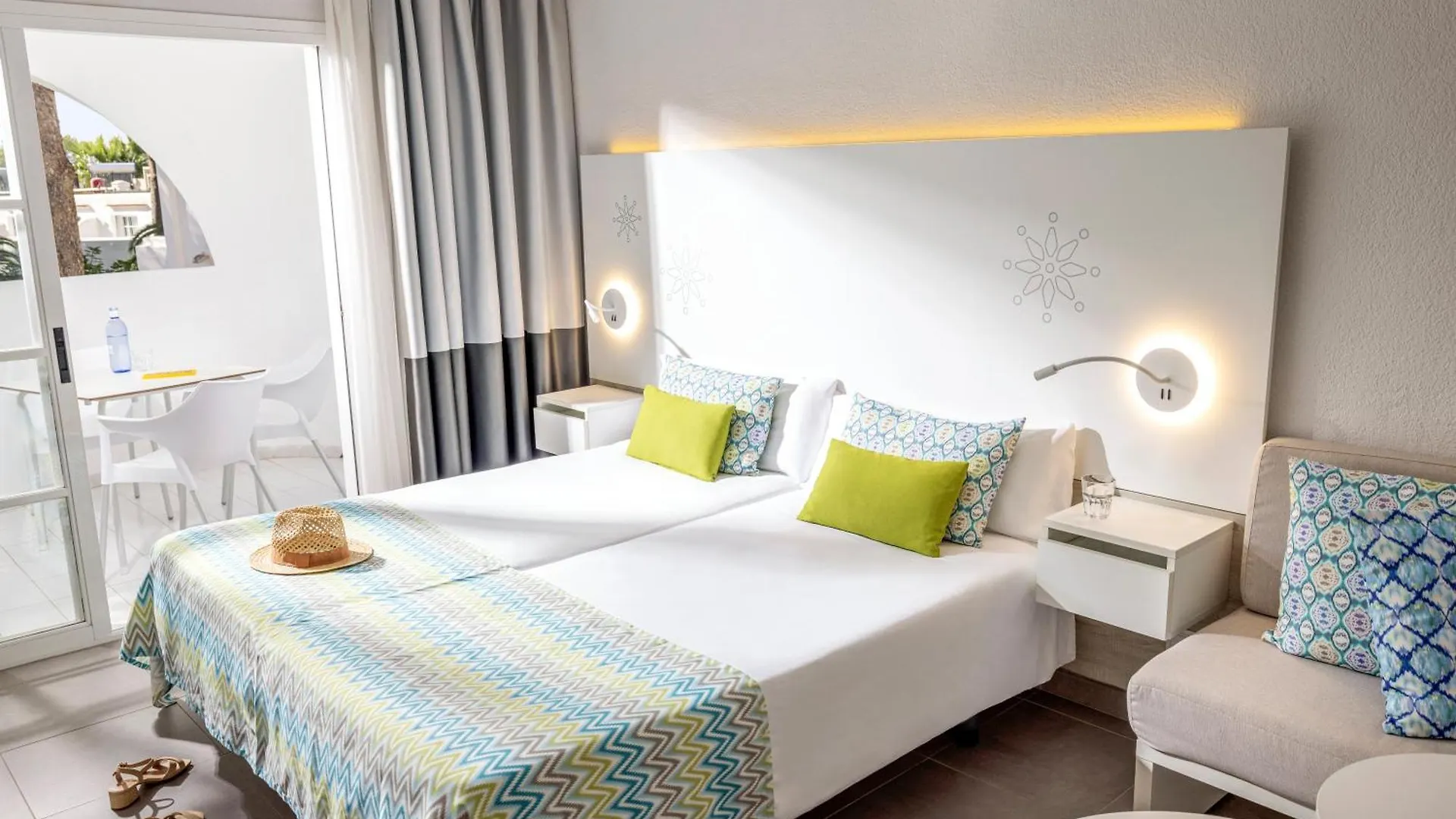 Tui Magic Life Cala Pada Hotel Santa Eularia des Riu