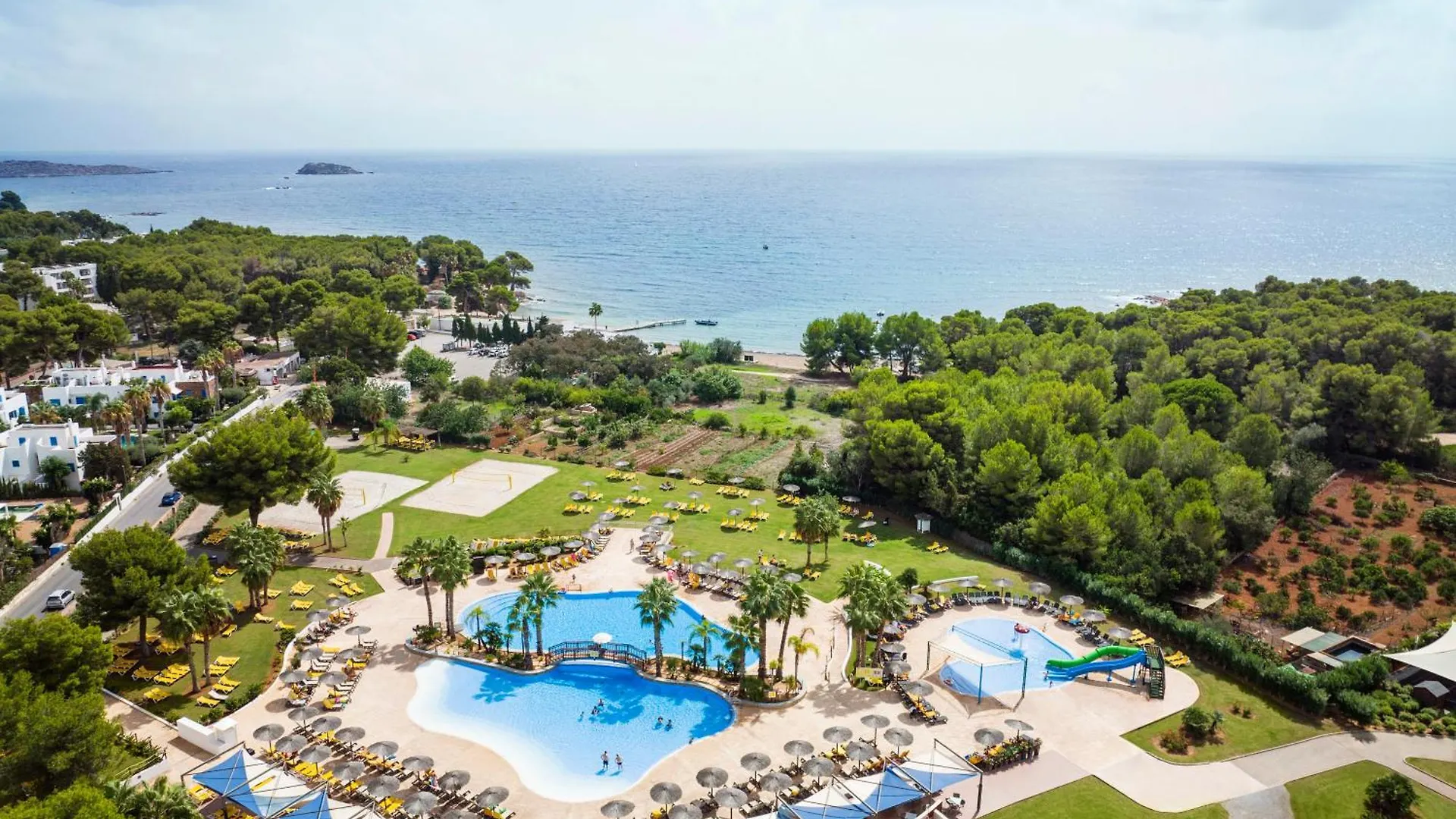 Tui Magic Life Cala Pada location