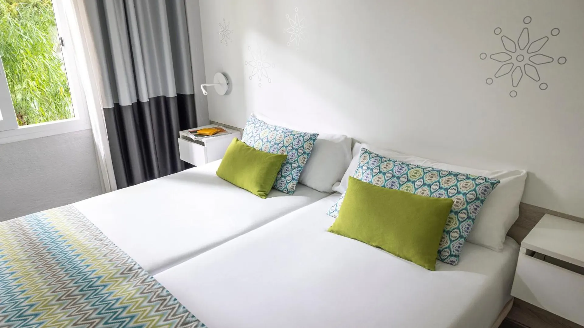 ****  Tui Magic Life Cala Pada Hotel Santa Eularia des Riu Spain