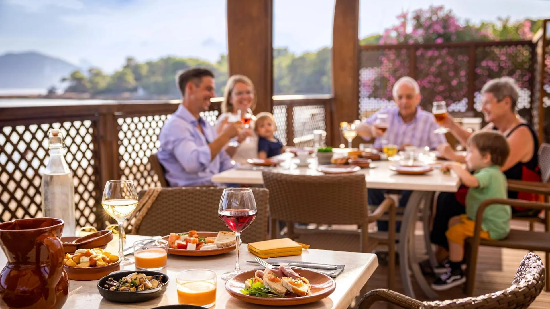 Tui Magic Life Cala Pada Hotel Santa Eularia des Riu 4*,